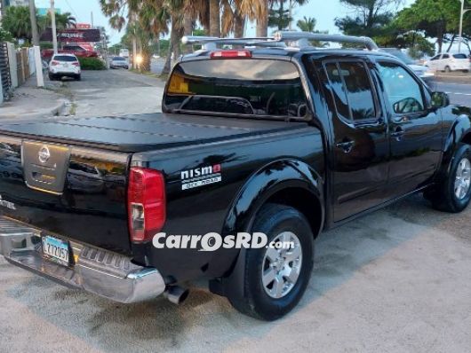 Nissan Frontier Camioneta en venta