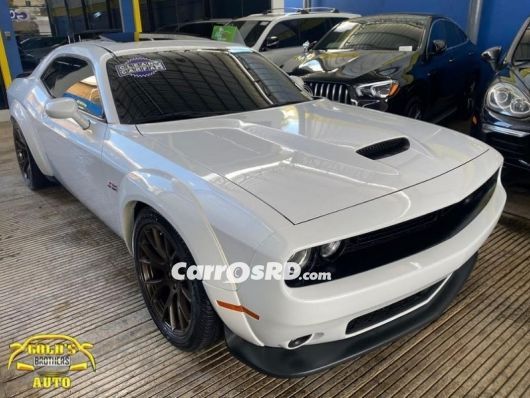 Dodge Challenger Carros en venta