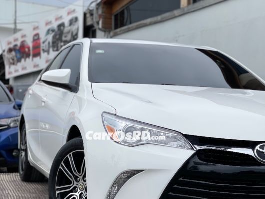 Toyota Camry Carros en venta