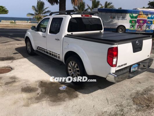 Nissan Frontier Camioneta en venta