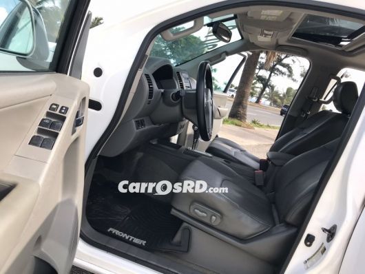 Nissan Frontier Camioneta en venta