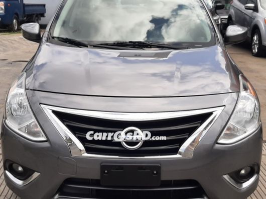 Nissan Versa Carros en venta