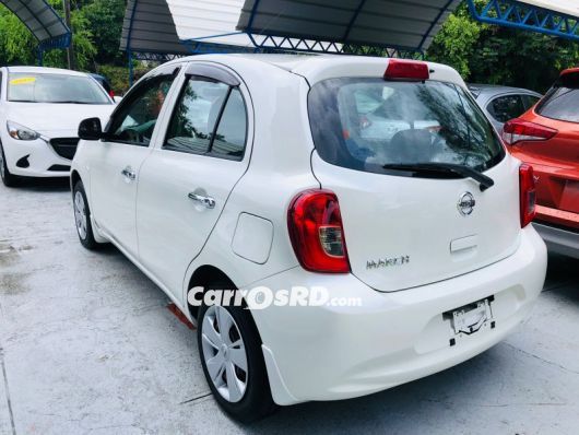 Nissan March Hatchback en venta