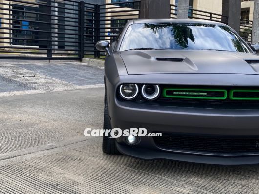 Dodge Challenger Carros en venta
