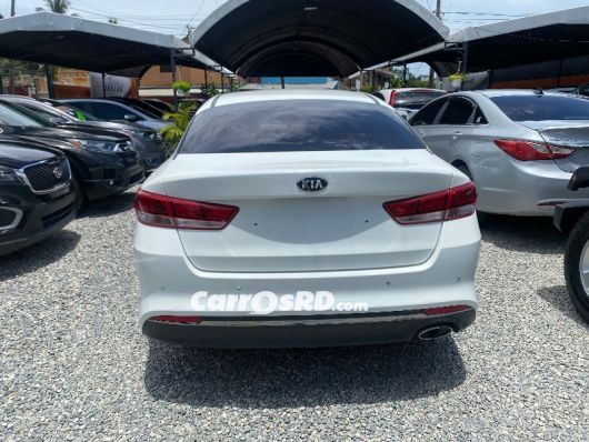 Kia K5 Carros en venta