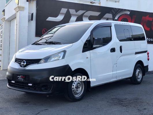 Nissan NV Minivan en venta