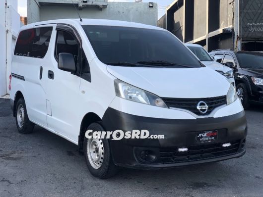 Nissan NV Minivan en venta