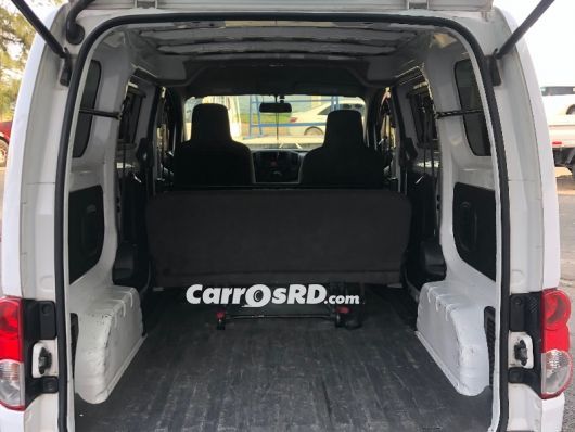 Nissan NV Minivan en venta