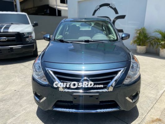 Nissan Versa Carros en venta