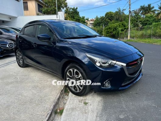 Mazda Demio Hatchback en venta