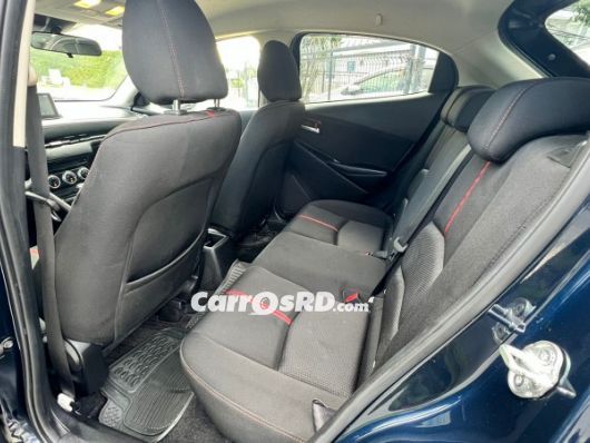 Mazda Demio Hatchback en venta