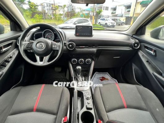 Mazda Demio Hatchback en venta