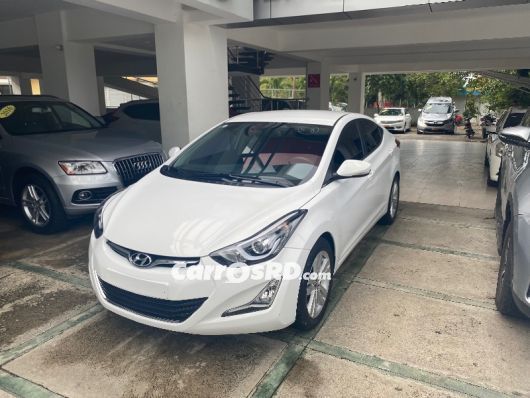 Hyundai Avante Carros en venta