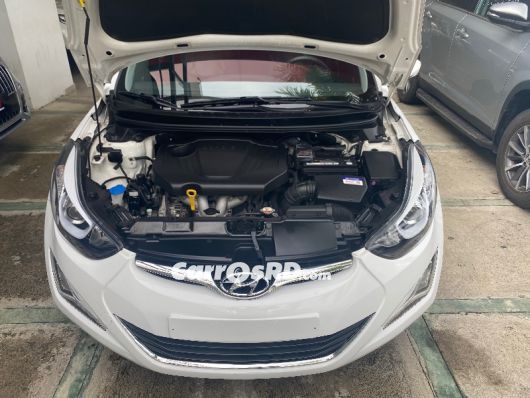Hyundai Avante Carros en venta