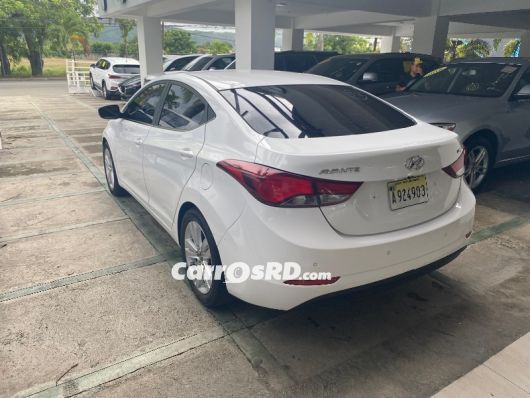 Hyundai Avante Carros en venta