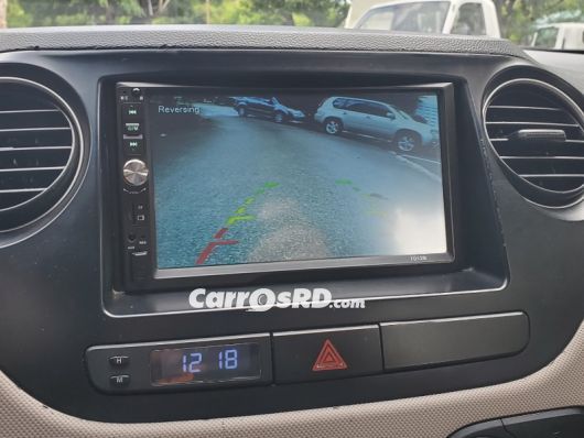 Hyundai Grand i10 Carros en venta
