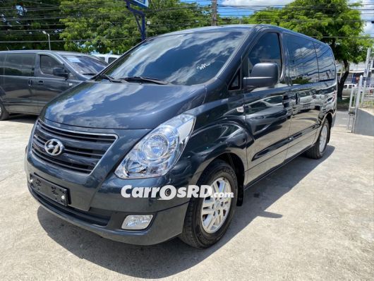 Hyundai Grand Starex Minivan en venta