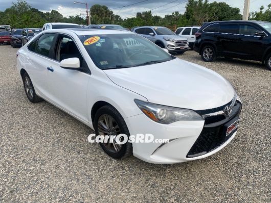 Toyota Camry Carros en venta