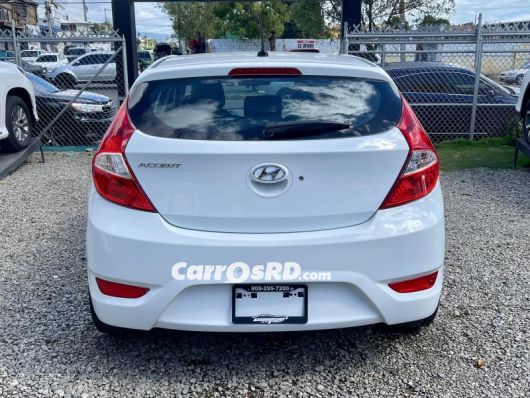 Hyundai Accent Hatchback en venta