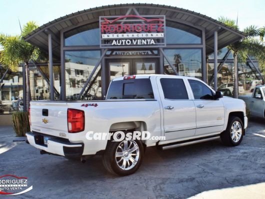 Chevrolet Silverado Camioneta en venta