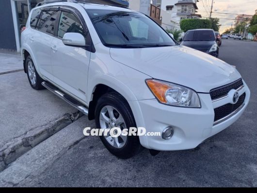 Toyota RAV4 Jeepeta en venta