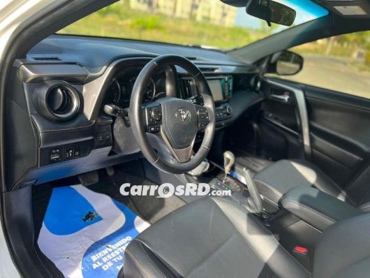 Toyota RAV4 Jeepeta en venta