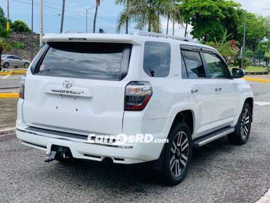 Toyota 4Runner Jeepeta en venta