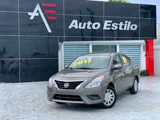 Nissan Versa SV