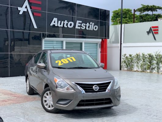 Nissan Versa SV