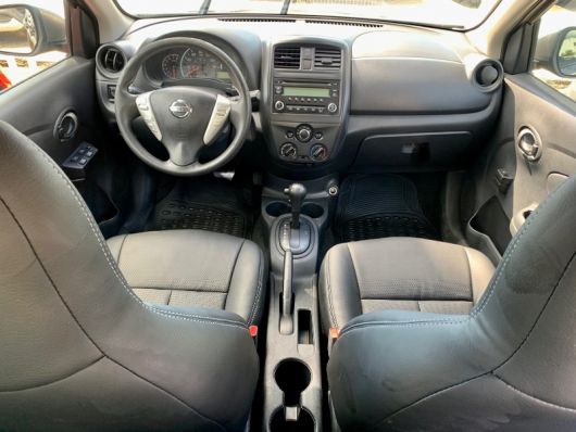 Nissan Versa SV