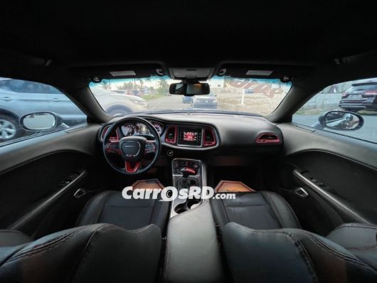 Dodge Challenger Carros en venta
