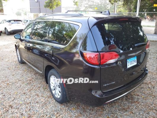 Chrysler Pacifica Minivan en venta