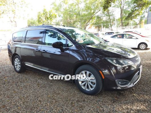 Chrysler Pacifica Minivan en venta
