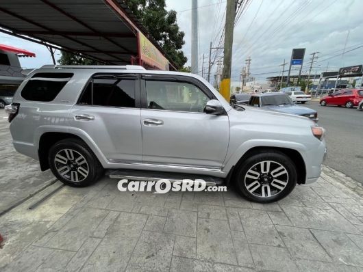Toyota 4Runner Jeepeta en venta