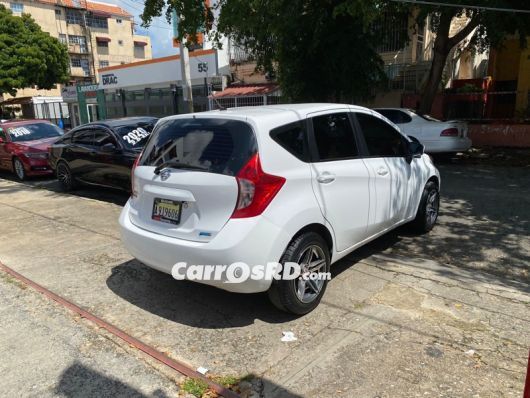 Nissan Versa Note Carros en venta