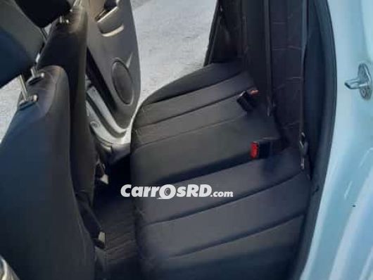 Mazda Demio Carros en venta