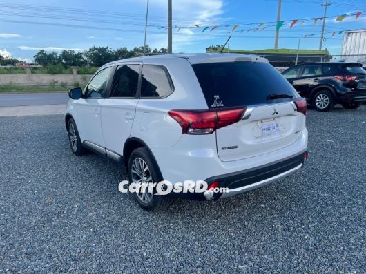 Mitsubishi Outlander Jeepeta en venta