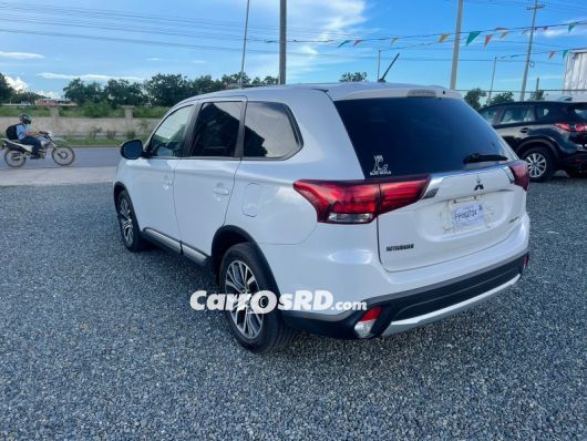 Mitsubishi Outlander Jeepeta en venta