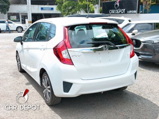 Honda Fit Hatchback en venta