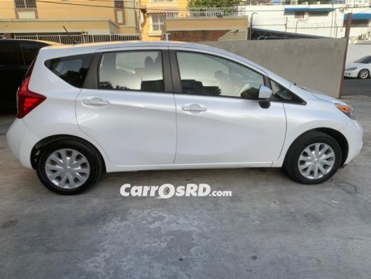 Nissan Versa Note Hatchback en venta
