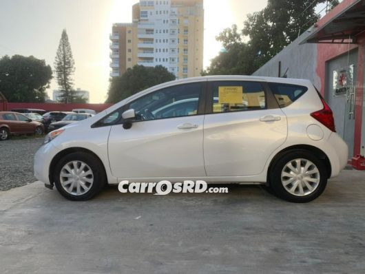 Nissan Versa Note Hatchback en venta