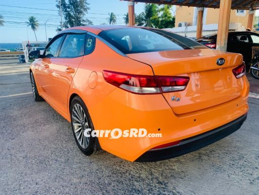 Kia K5 Carros en venta