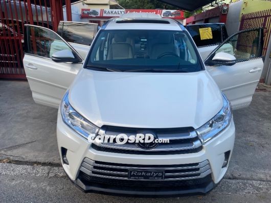 Toyota Highlander Jeepeta en venta