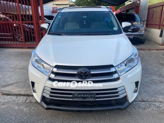 Toyota Highlander Jeepeta en venta