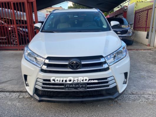 Toyota Highlander Jeepeta en venta