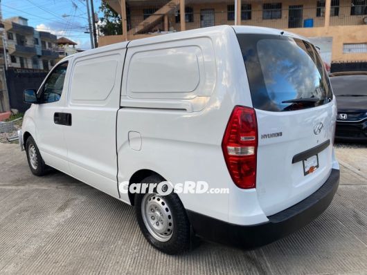 Hyundai H1 Minivan en venta