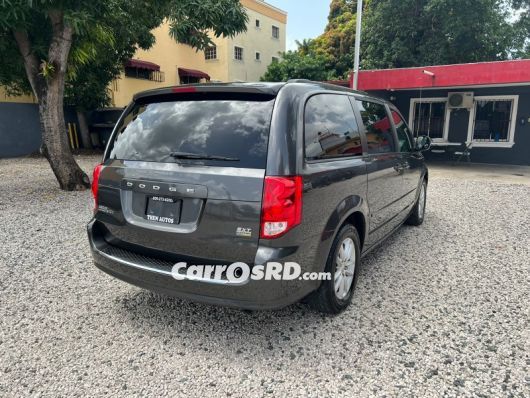 Dodge Grand Caravan Minivan en venta