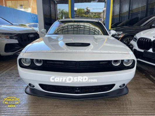 Dodge Challenger Carros en venta