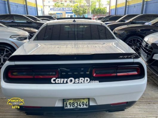 Dodge Challenger Carros en venta