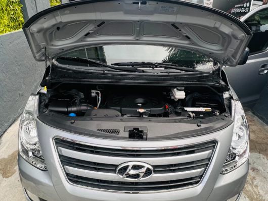 Hyundai Grand Starex Básico